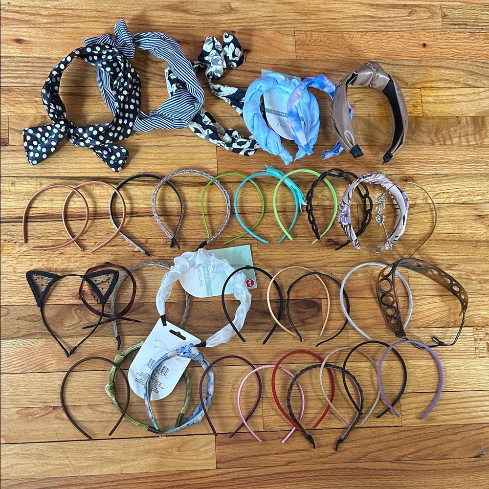 Set bundle of 35 headband collection! . Various conditions some nwt some fair